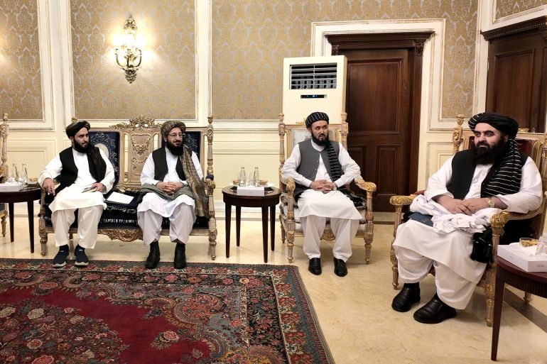The Honorable Minister of Foreign Affairs of the Islamic Republic of Iran, Maulvi Amir Khan Muttaqi, met with the Honorable Minister of Foreign Affairs of the Islamic Republic of Iran, Dr. Sayyid Abbas al-Iraqi, in Tehran today. The meeting discussed bilateral relations, security issues, water and refugees. حافظ ضياء أحمد @حافظ ضياء أحمد مدير إدارة الاتصال العام بوزارة الخارجية -د ا.ا.ا. بهرنيو تشارو وزارت د معلومات او عامه اړيكو-الرئاسة رئيس قسم الإعلام والعلاقات العامة بوزارة تويتر