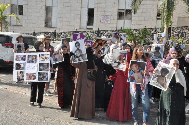 حضور بارز للنساء من الداخل الفلسطيني بالمظاهرات ضد الإبادة والتجويع.